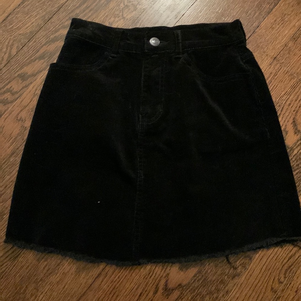 JOHN GALT/BRANDY MELVILLE BLACK CORDUROY SKIRT